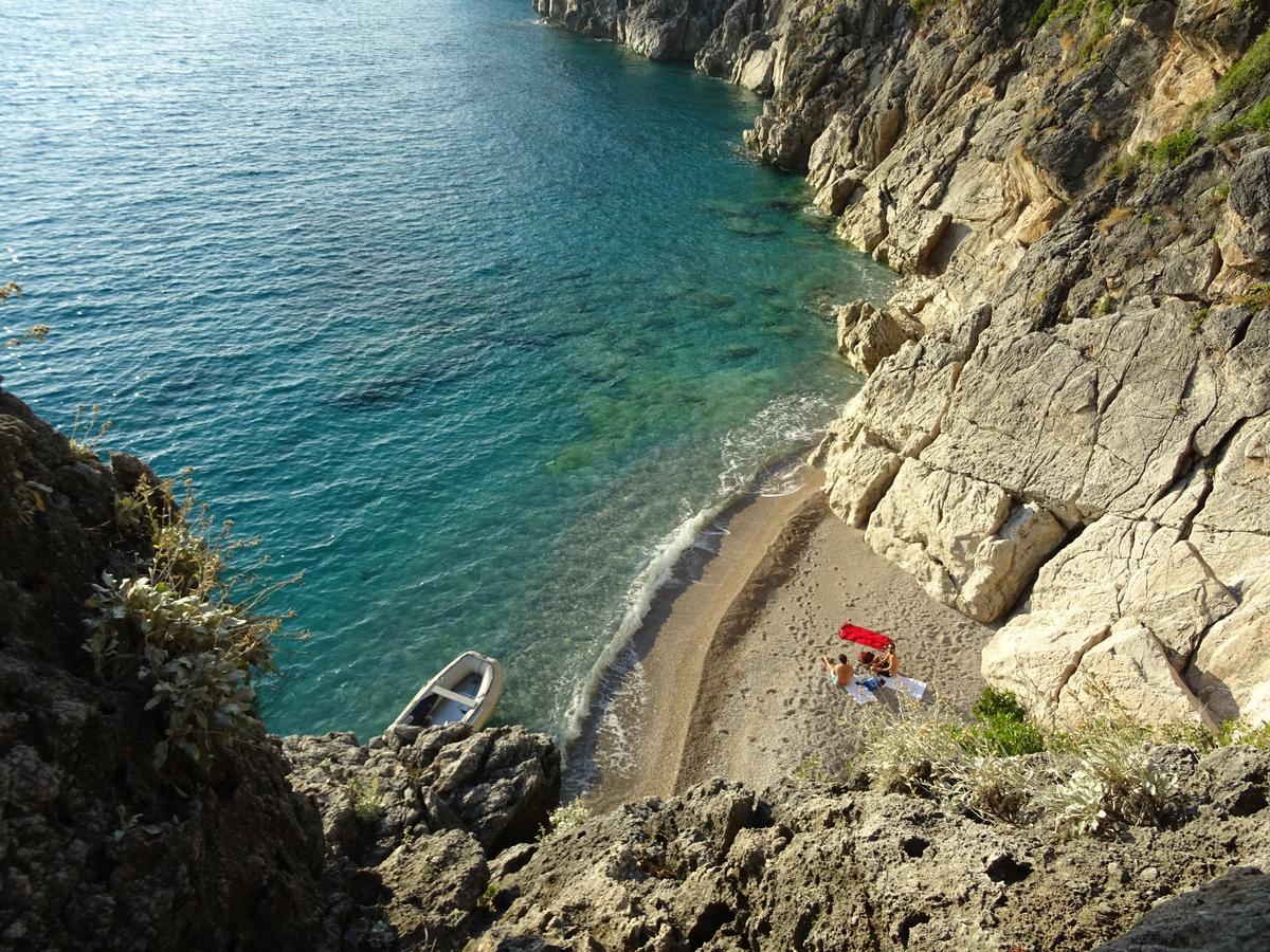 Ionian View Himare Exterior foto